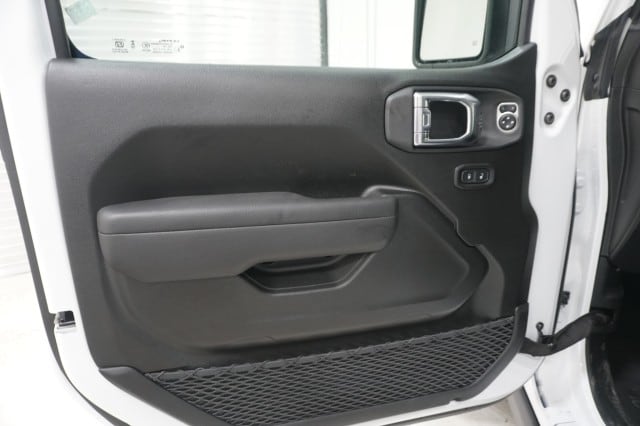 2026 Jeep Wrangler 4-Door Willys - Photo 16
