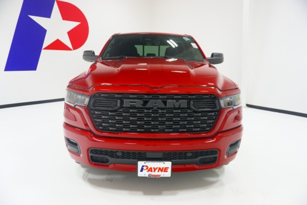 New 2026 Ram 1500 Express Crew Cab 4x2 5'7 Box Pickup