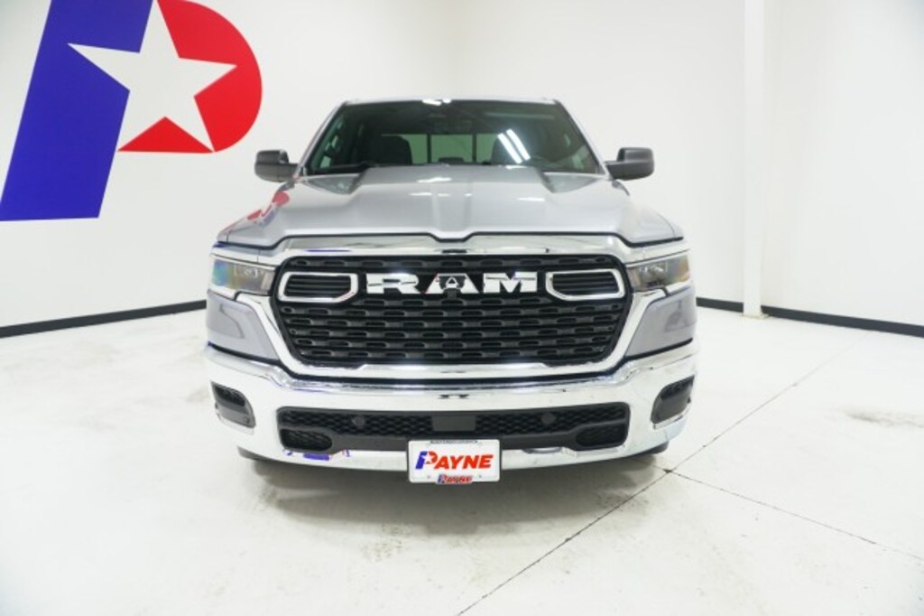 New 2026 Ram 1500 TRADESMAN CREW CAB 4X2 5'7 BOX Pickup