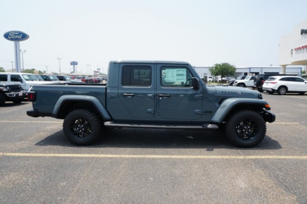 New 2026 Jeep Gladiator TEXAS TRAIL 4X4 Pickup