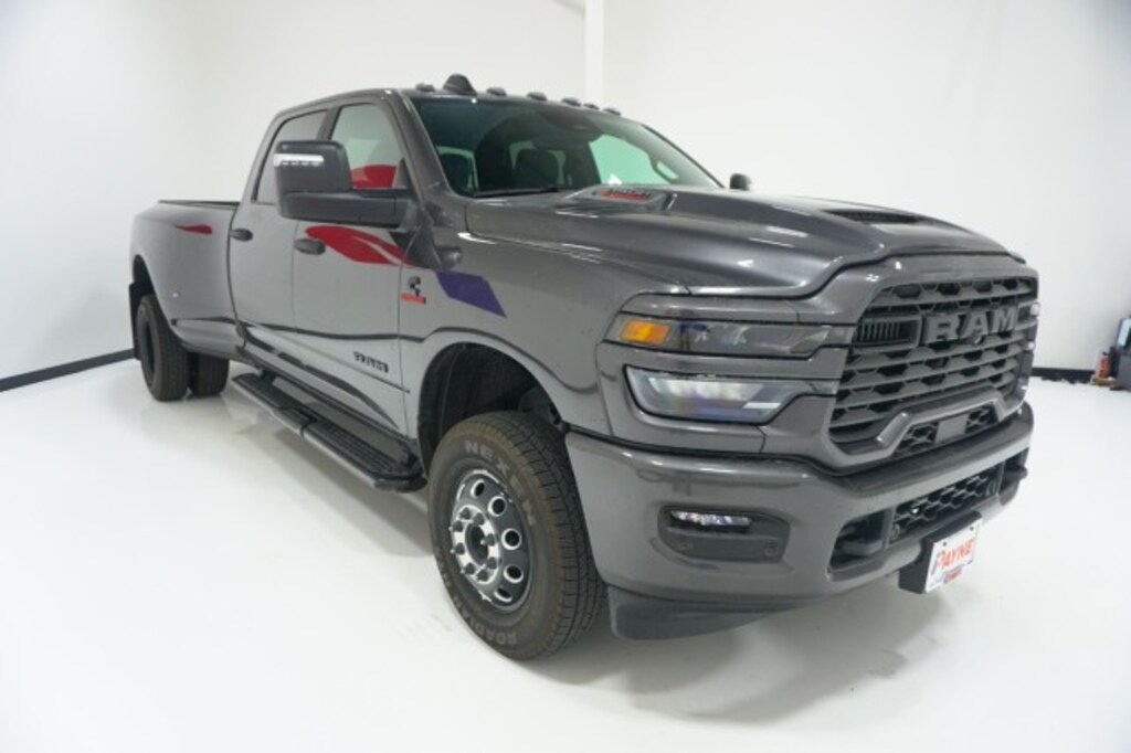 New 2026 Ram 3500 Lone Star Crew Cab 4x4 8' Box Pickup