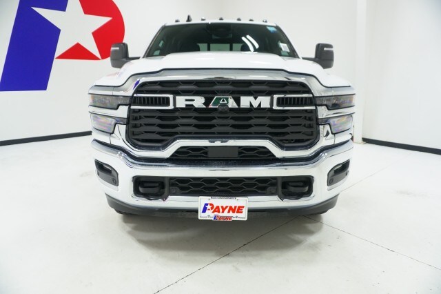 2026 Ram 2500 Tradesman photo 2