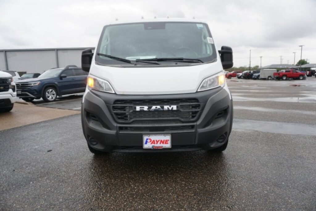 New 2025 Ram ProMaster PROMASTER 1500 TRADESMAN CARGO VAN LOW ROOF 136' W Cargo Van
