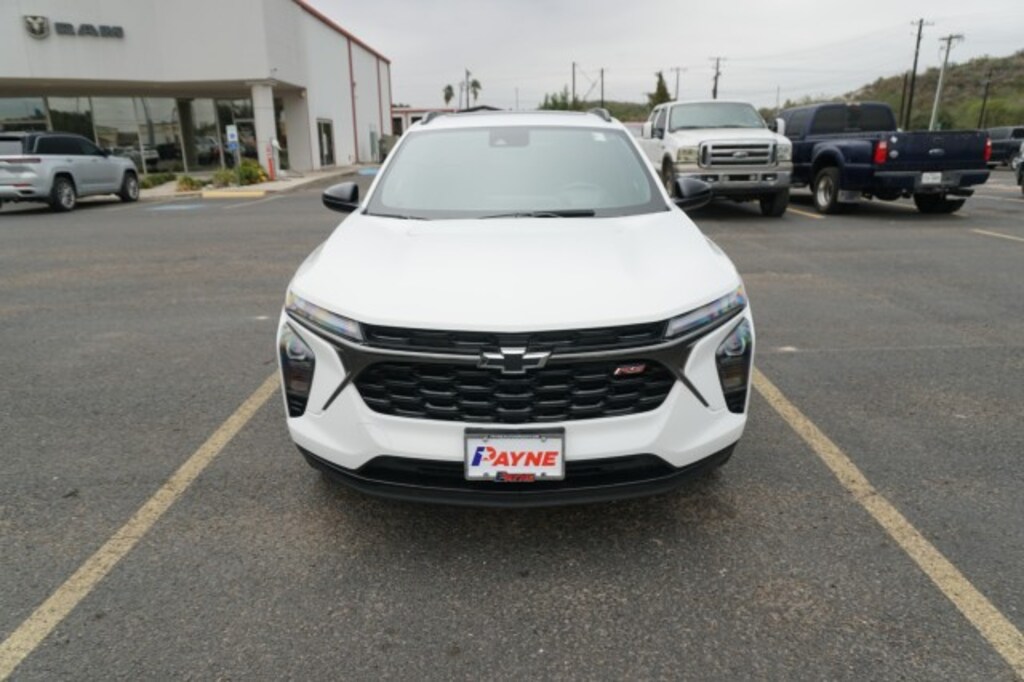 Used 2025 Chevrolet Trax 2RS SUV