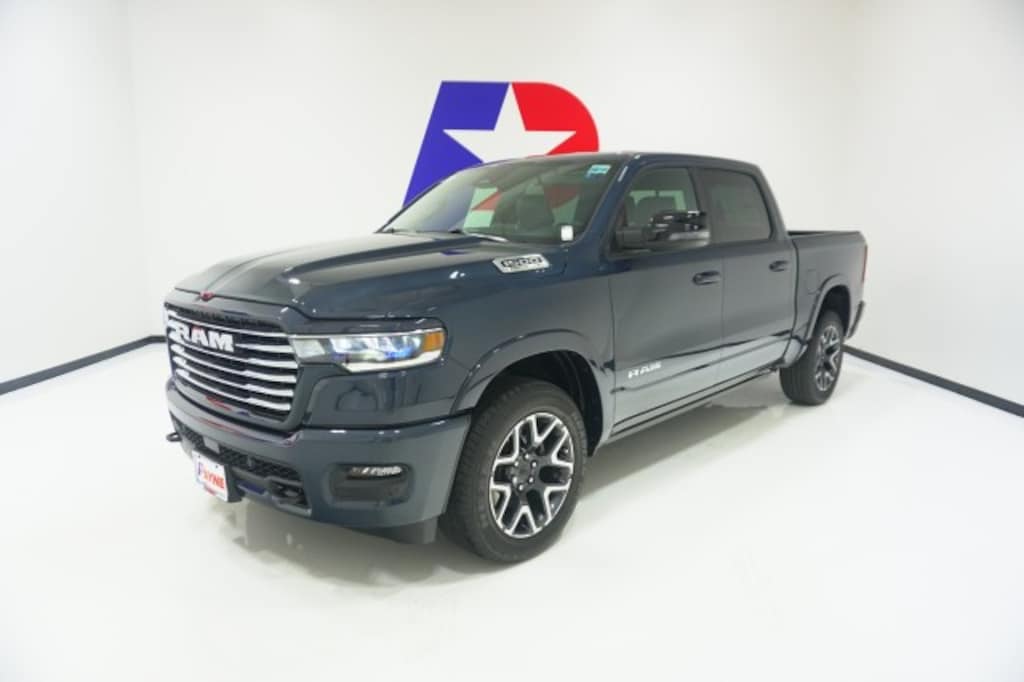 New 2026 Ram 1500 LARAMIE CREW CAB 4X2 5'7 BOX Pickup