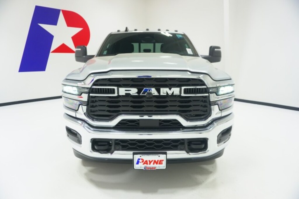 New 2026 Ram 3500 TRADESMAN CREW CAB 4X4 8' BOX Pickup
