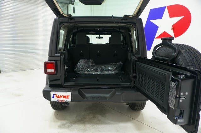 2026 Jeep Wrangler 4-Door Sport - Photo 9