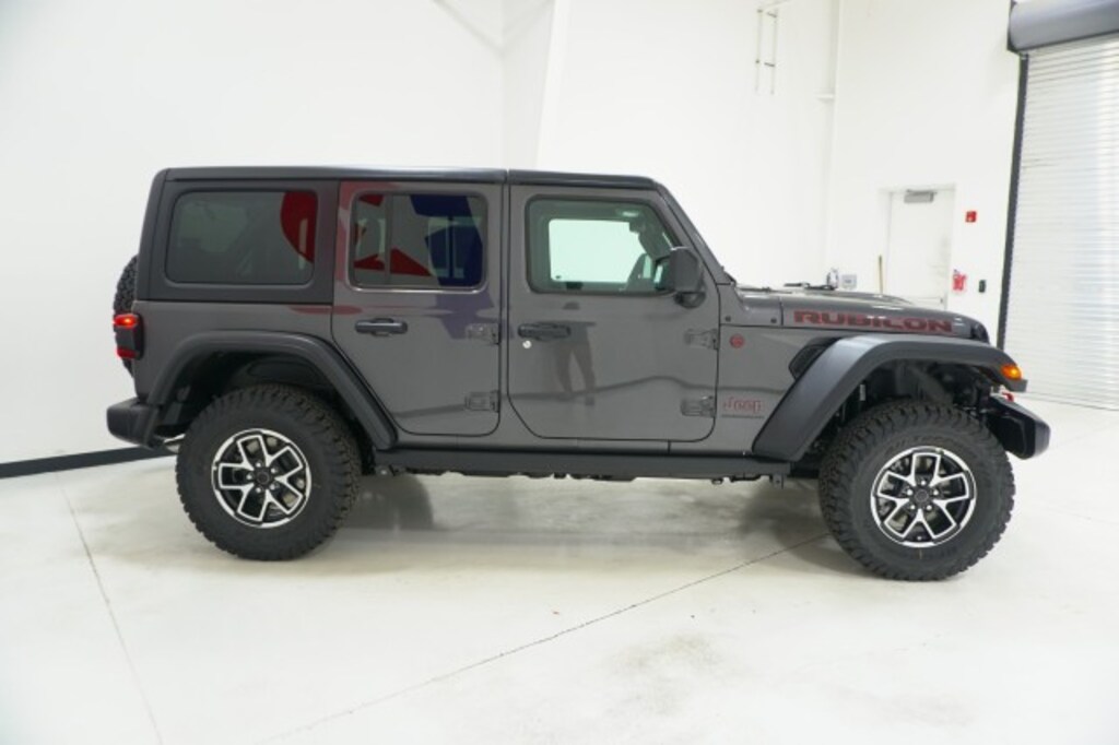 New 2026 Jeep Wrangler 4-DOOR RUBICON Sport Utility