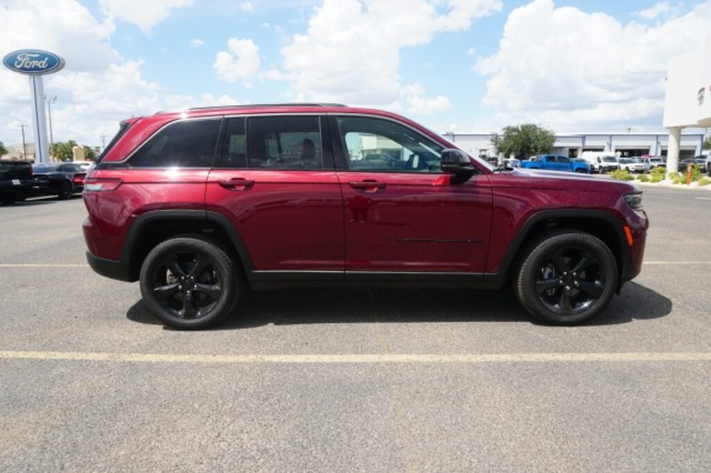 New 2026 Jeep Grand Cherokee LIMITED 4X4 Sport Utility
