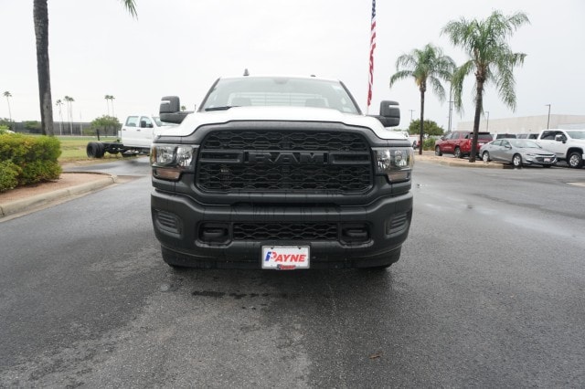 2024 Ram 2500 Tradesman photo 2