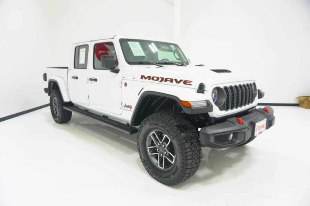 Used 2025 Jeep Gladiator Mojave Pickup Truck