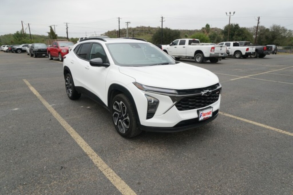 Used 2025 Chevrolet Trax 2RS SUV