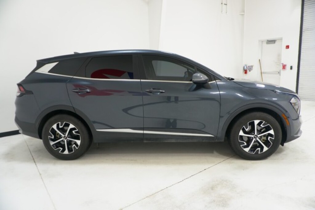 Used 2023 Kia Sportage EX SUV