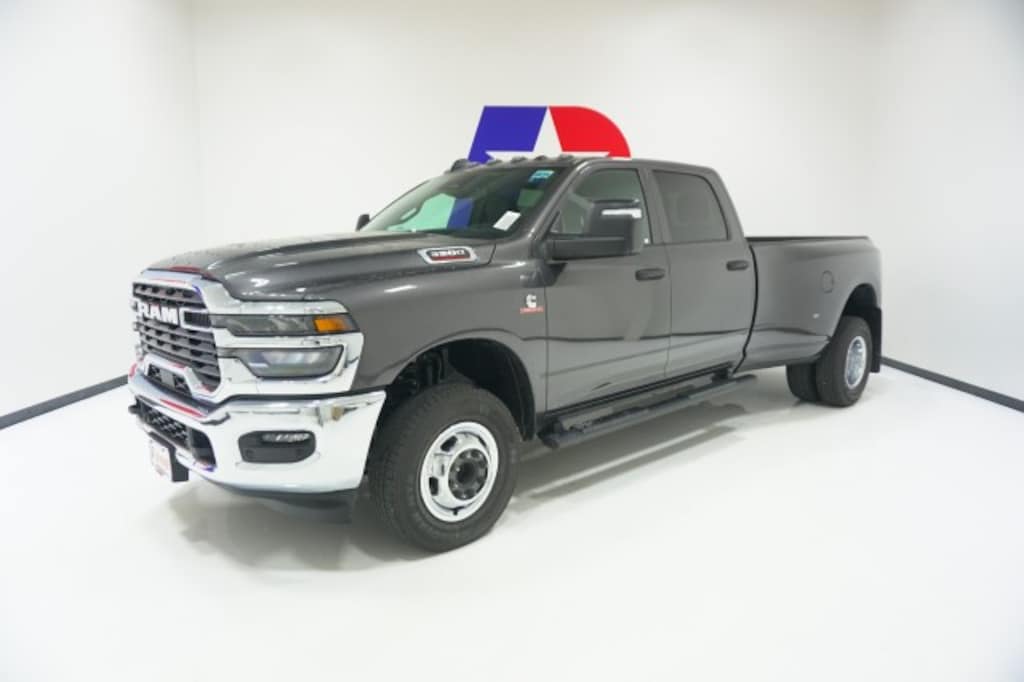 New 2026 Ram 3500 TRADESMAN CREW CAB 4X4 8' BOX Pickup