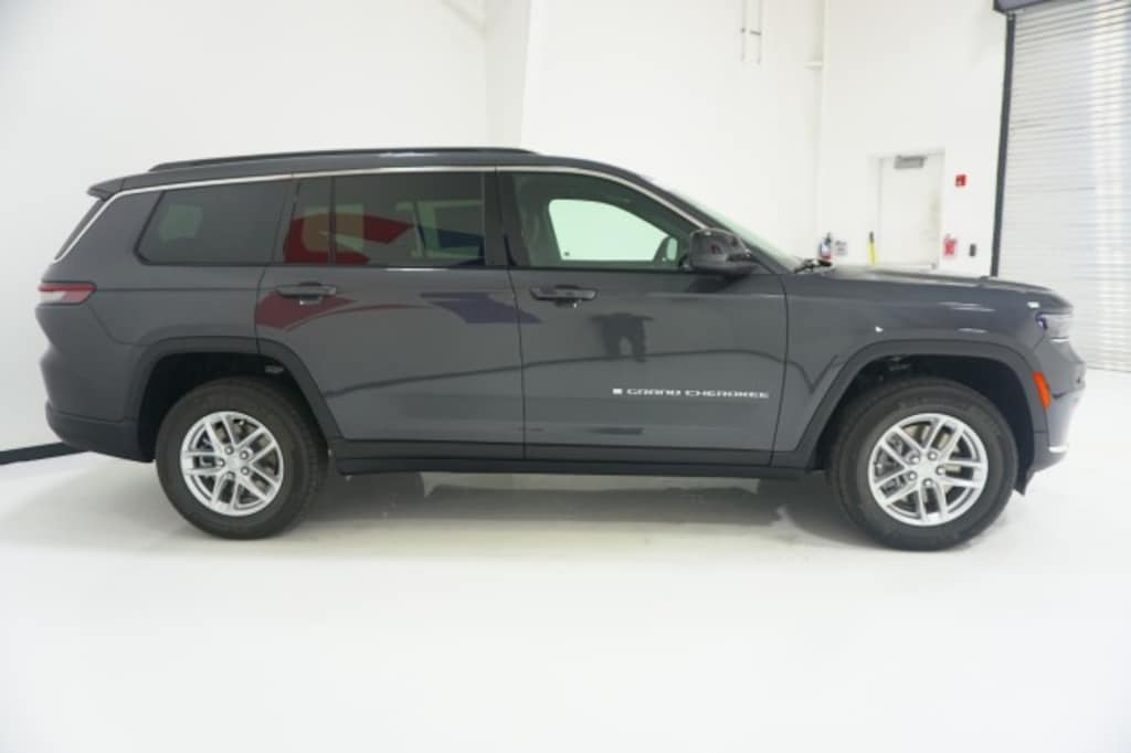 New 2026 Jeep Grand Cherokee L LAREDO X 4X2 Sport Utility