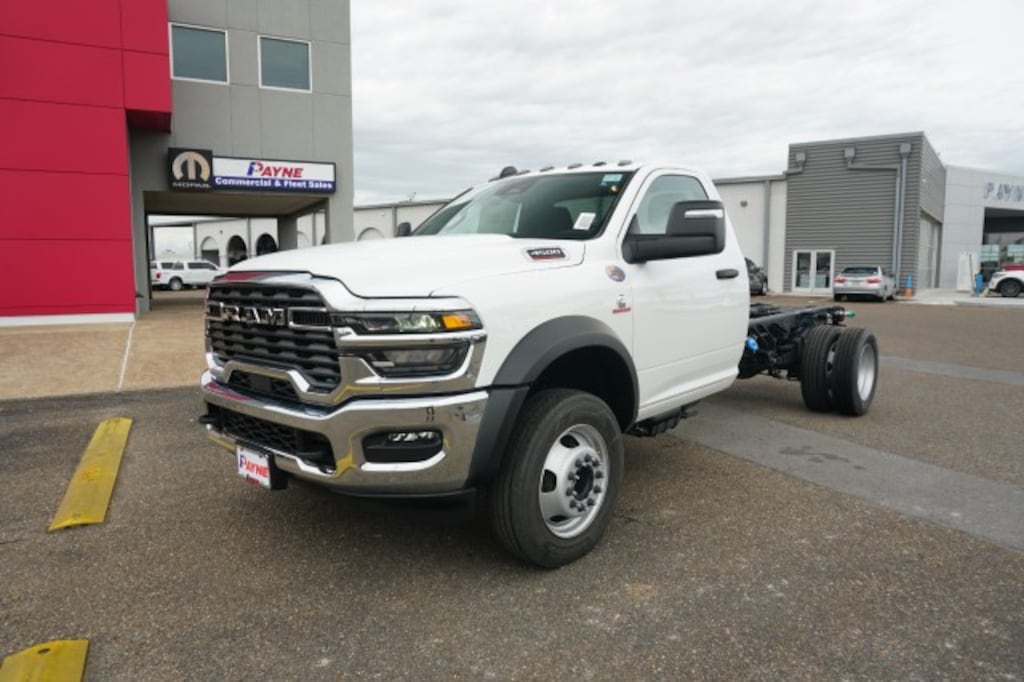 New 2026 Ram 4500 Chassis Cab TRADESMAN REGULAR 4X2 84' CA Pickup
