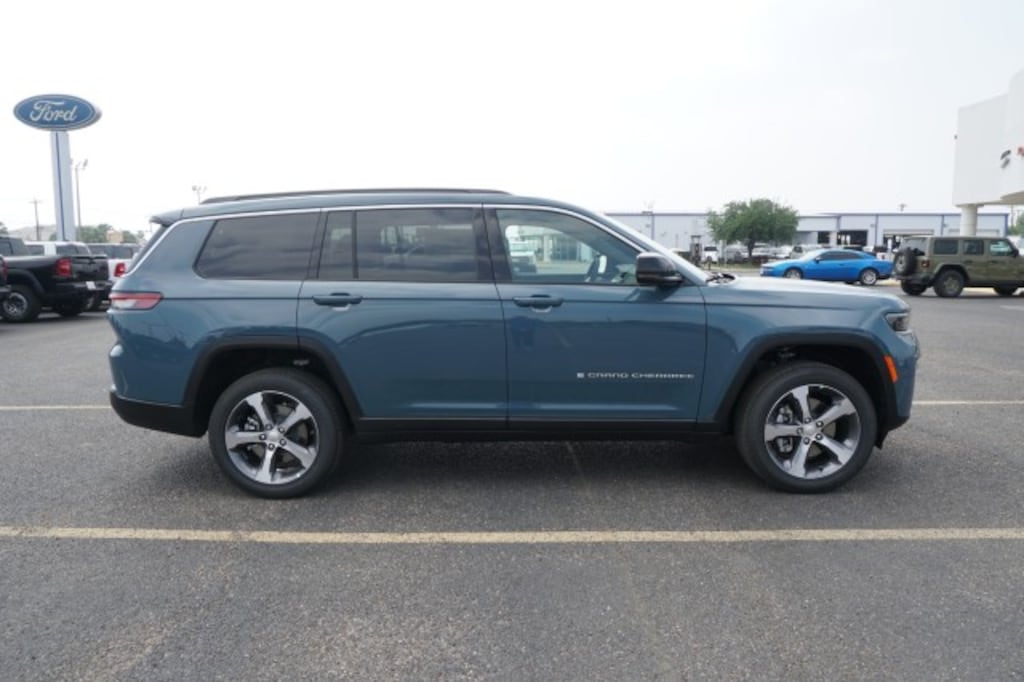 New 2026 Jeep Grand Cherokee L LIMITED 4X2 Sport Utility