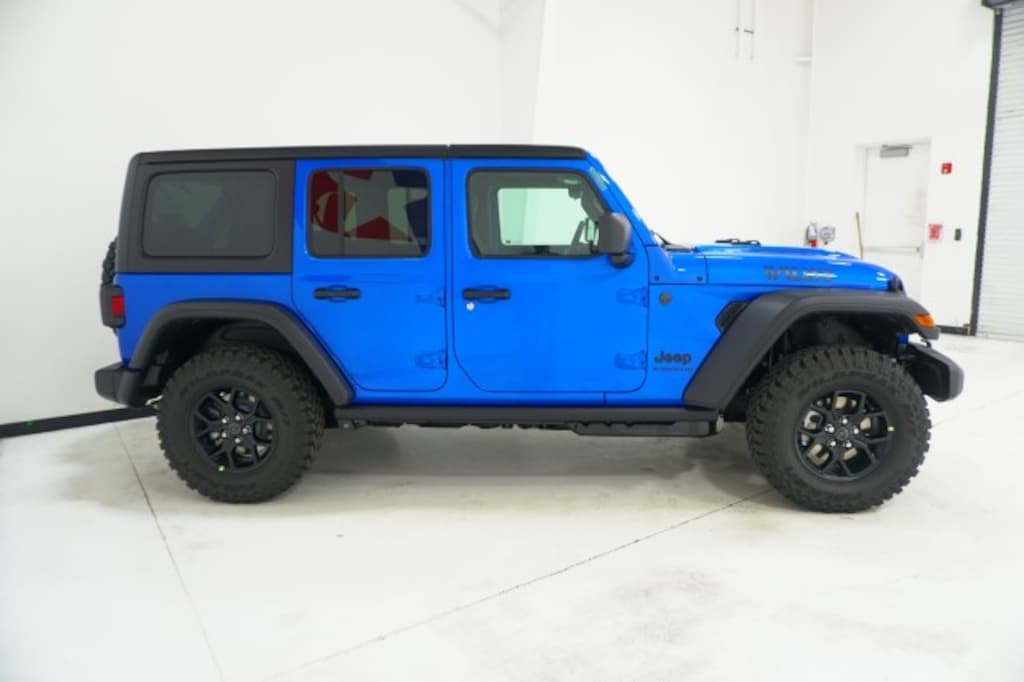 New 2026 Jeep Wrangler 4-DOOR WILLYS Sport Utility