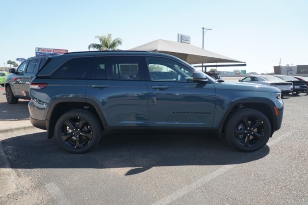 New 2026 Jeep Grand Cherokee LIMITED 4X2 Sport Utility