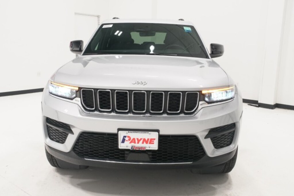 New 2026 Jeep Grand Cherokee LAREDO 4X2 Sport Utility