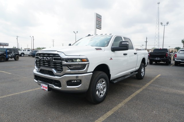 2027 Ram 2500 TRADESMAN CREW CAB 4X4 6'4 BOX Pickup