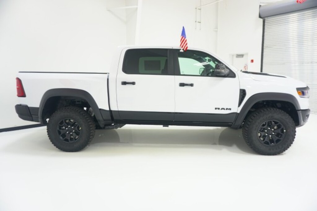 New 2026 Ram 1500 RHO CREW CAB 4X4 5'7 BOX Pickup