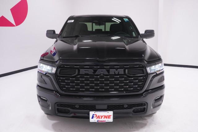 New 2027 Ram 1500 EXPRESS CREW CAB 4X2 5'7 BOX Pickup