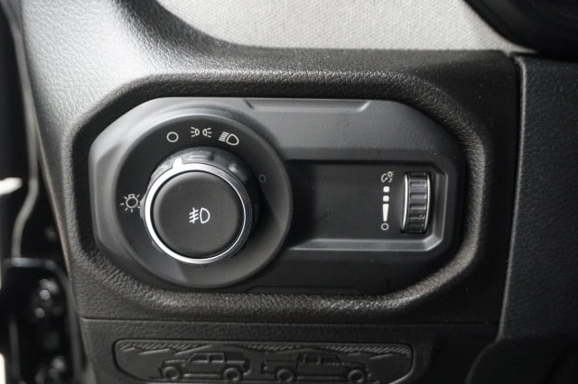 2026 Jeep Wrangler 4-Door Sport - Photo 25