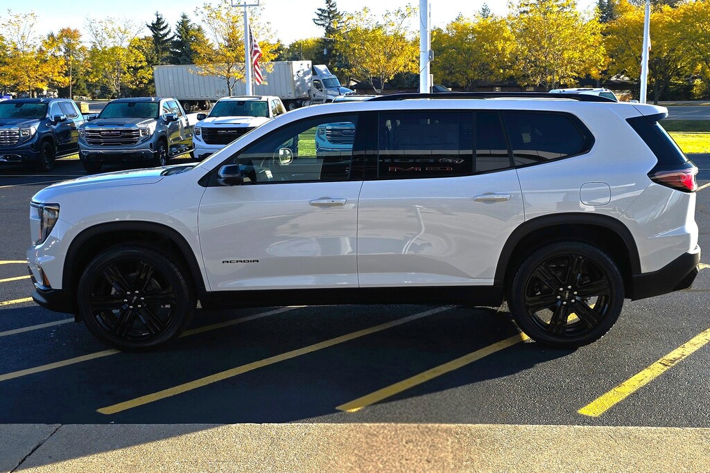 New 2026 GMC Acadia FWD Elevation FWD Elevation