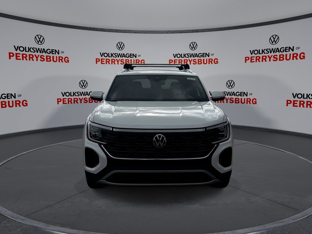 New 2026 Volkswagen Atlas Cross Sport SE w/Technology AWD w/ Panoramic Sunroof Package w SE w/Technology AWD