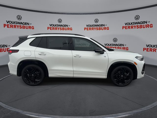 2026 Volkswagen Tiguan SE R-LINE BLACK - Photo 9