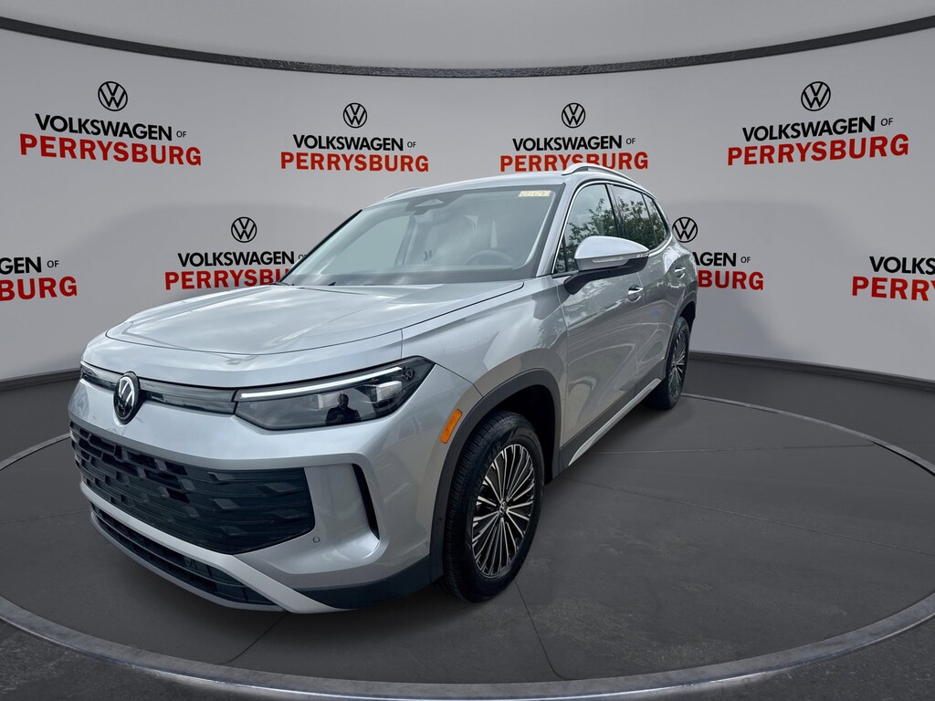 New 2025 Volkswagen Tiguan S AWD S AWD