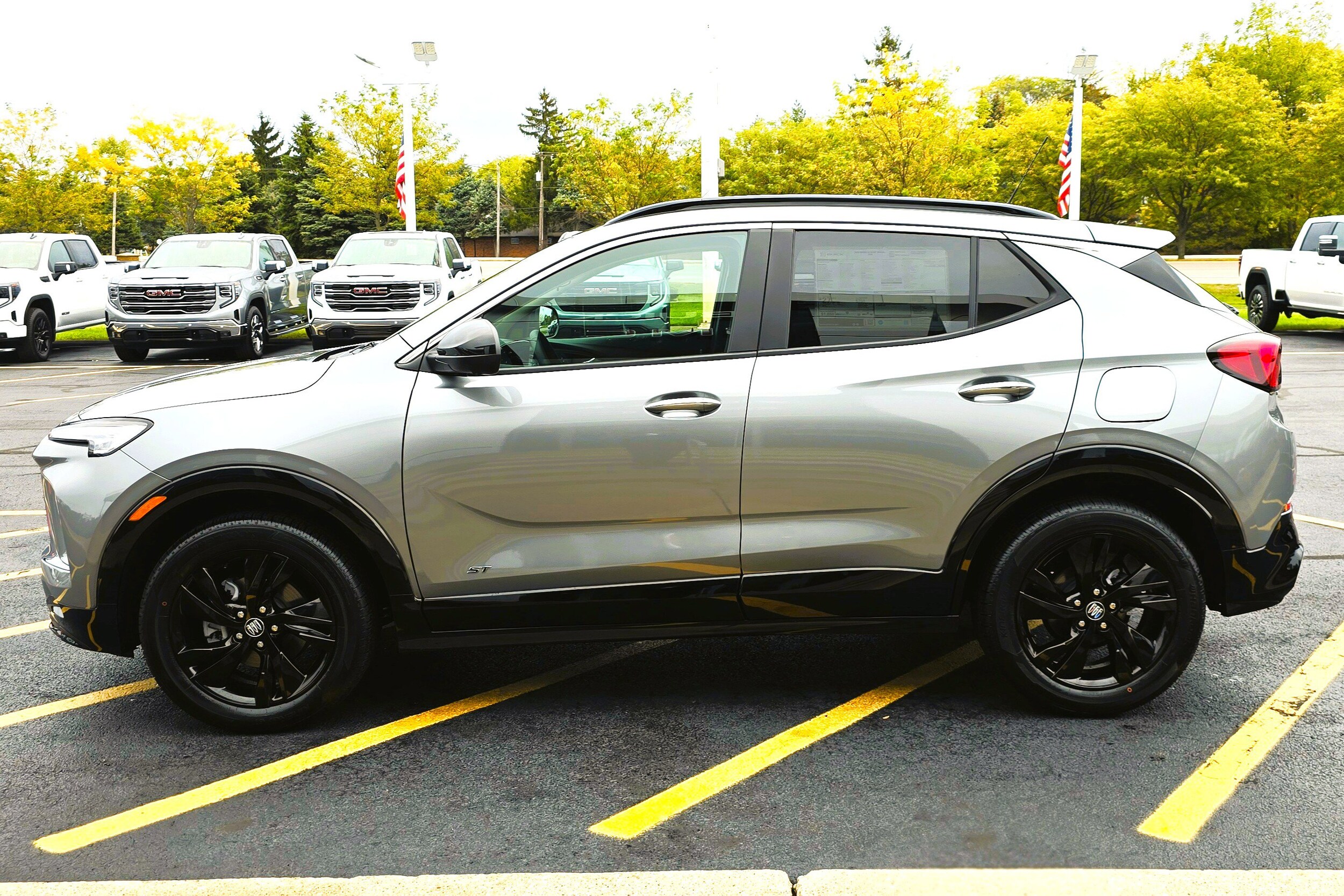 2026 Buick Encore GX Sport Touring photo 4