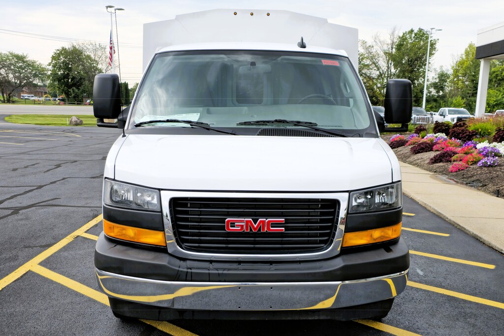 New 2025 GMC Savana Commercial Cutaway BASE w Knapheide Steel SL KUV Van