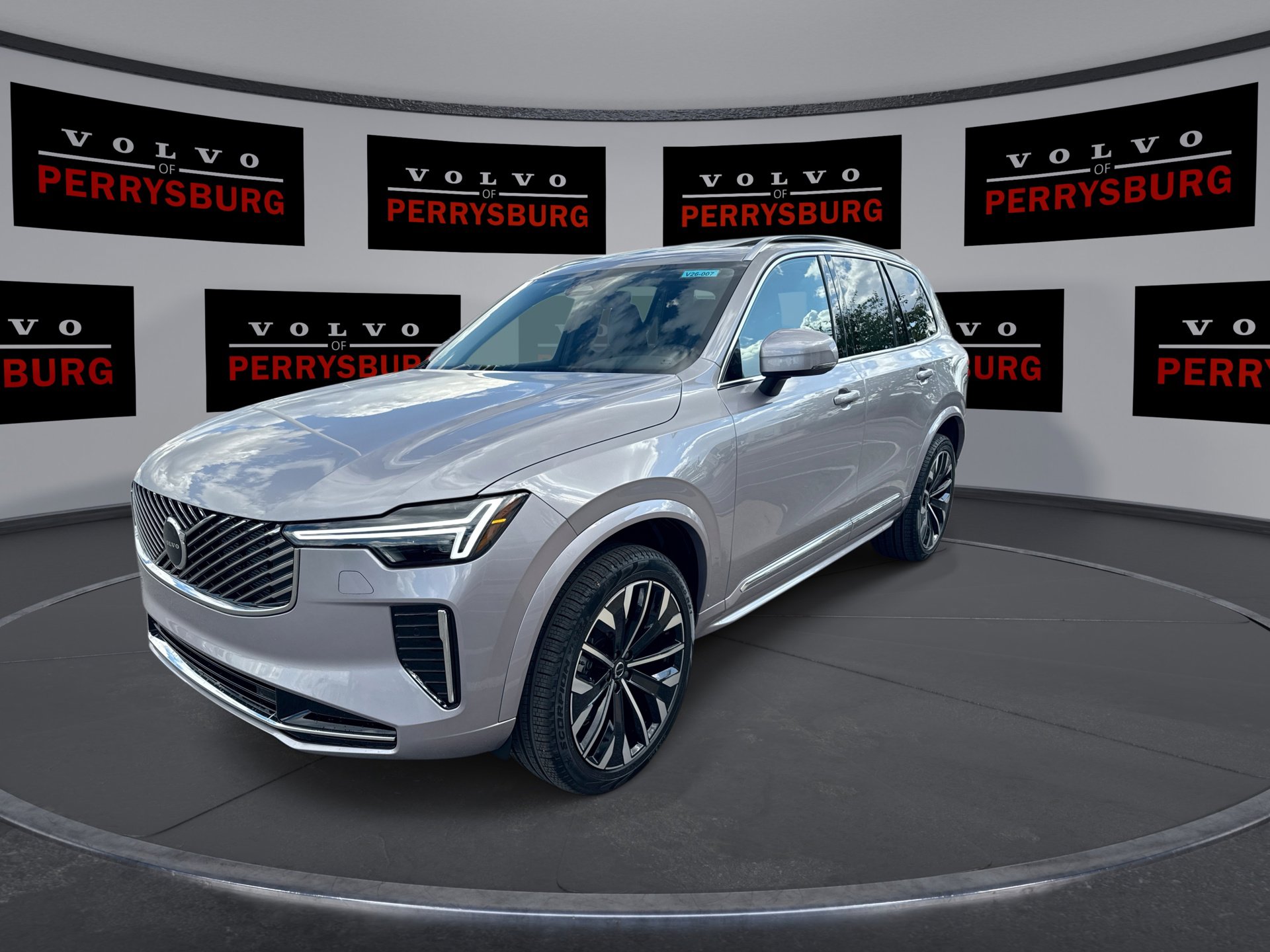 2026 Volvo XC90 AWD Core photo 4