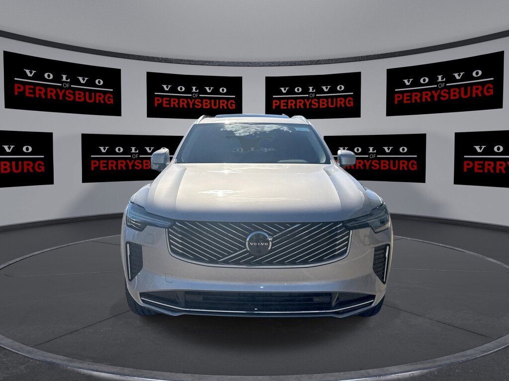 New 2026 Volvo XC90 Plus B5 AWD Plus 7-Seater