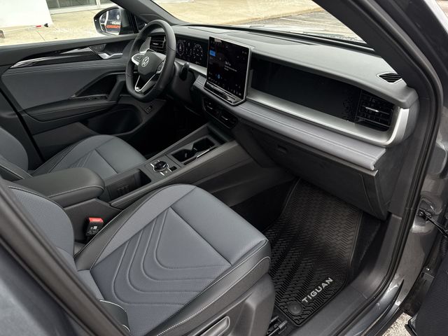 2026 Volkswagen Tiguan SE R-LINE BLACK - Photo 29