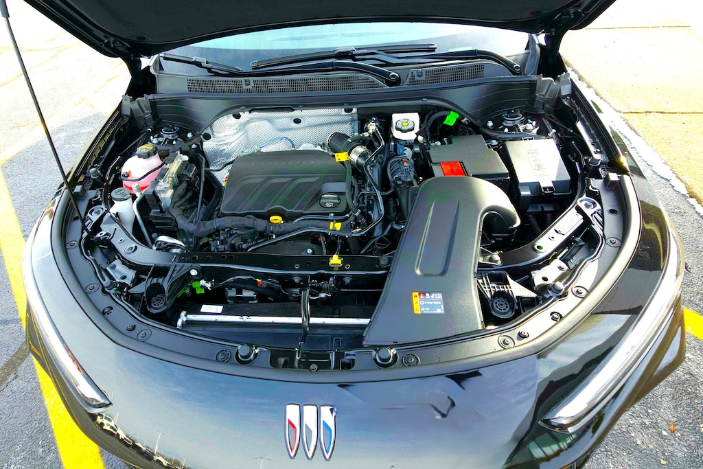 New 2026 Buick Envista Avenir FWD Avenir