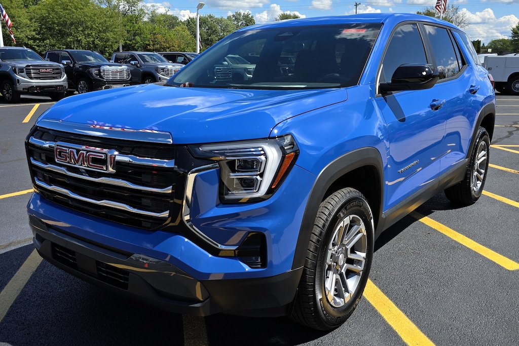 New 2025 GMC Terrain FWD Elevation FWD Elevation