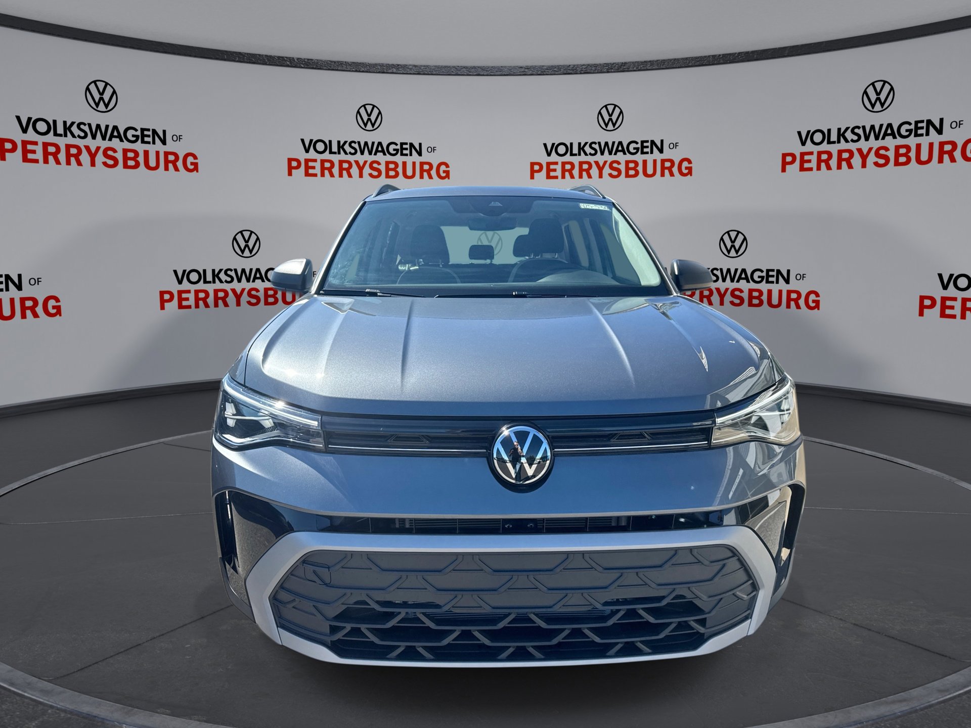 2025 Volkswagen Taos S photo 3