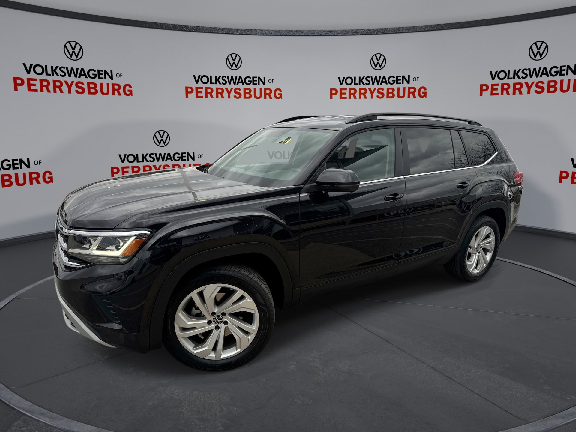 2021 Volkswagen Atlas 3.6L V6 SE w/Technology 4MOTION *Ltd Avail* 