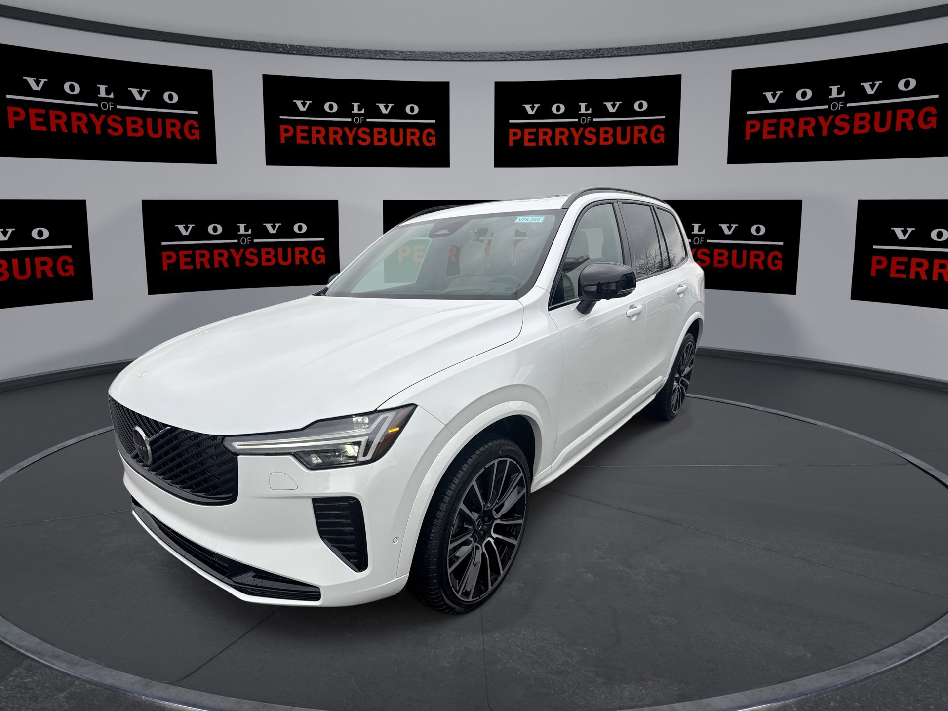 2026 Volvo XC90 AWD photo 4