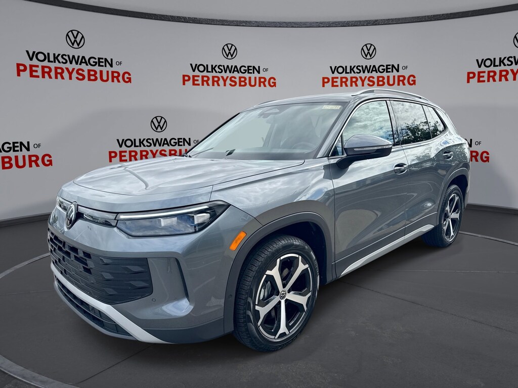 New 2025 Volkswagen Tiguan SE AWD SE AWD