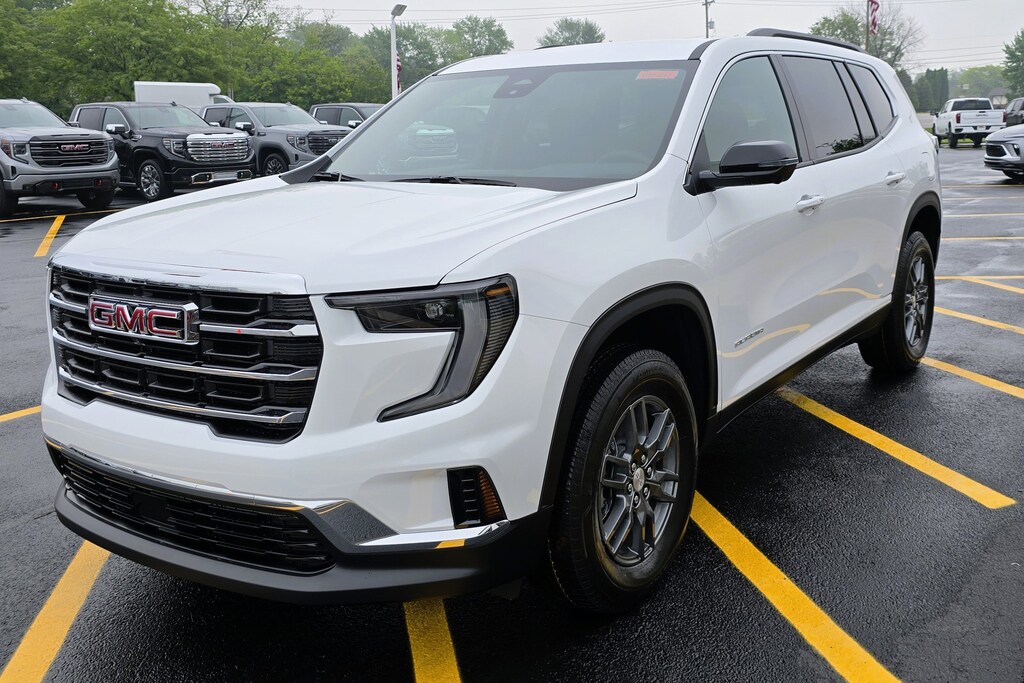 New 2025 GMC Acadia FWD Elevation FWD Elevation
