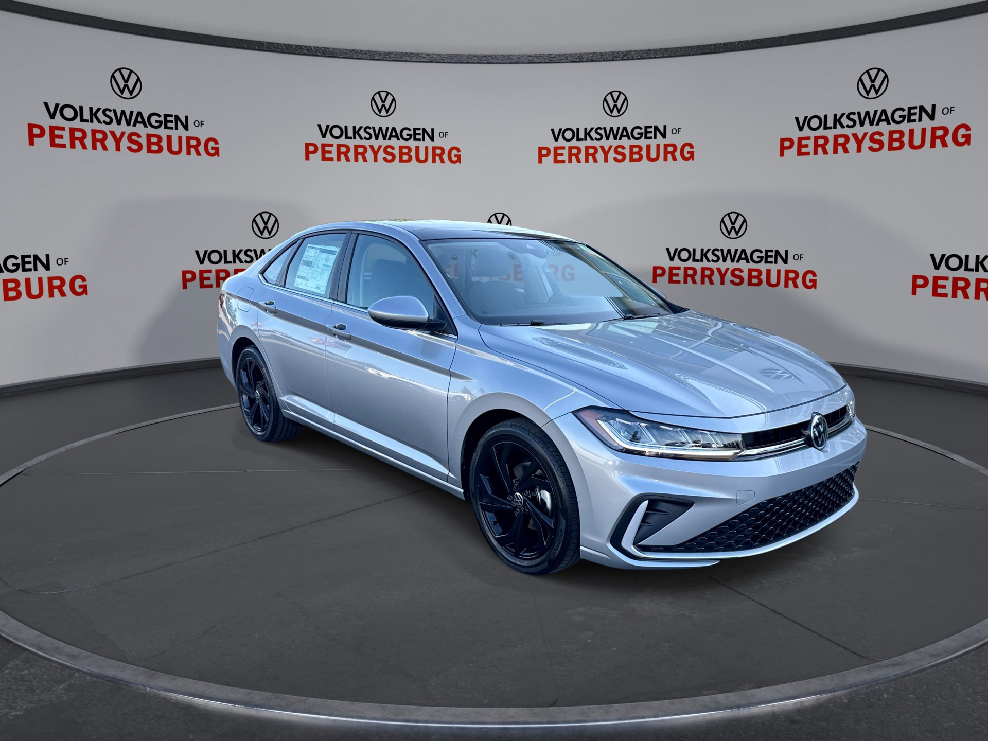 2025 Volkswagen Jetta SE photo 2