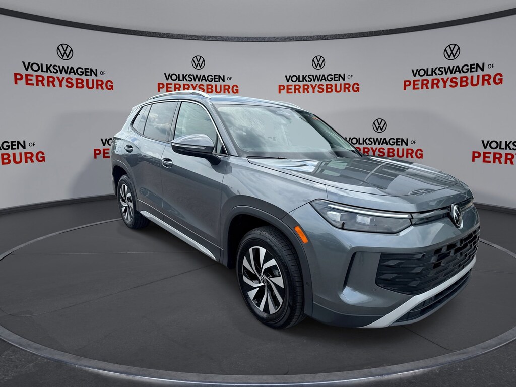 New 2025 Volkswagen Tiguan S AWD S AWD