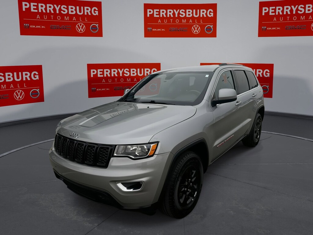 Used 2017 Jeep Grand Cherokee Laredo E 4WD Laredo 4x4