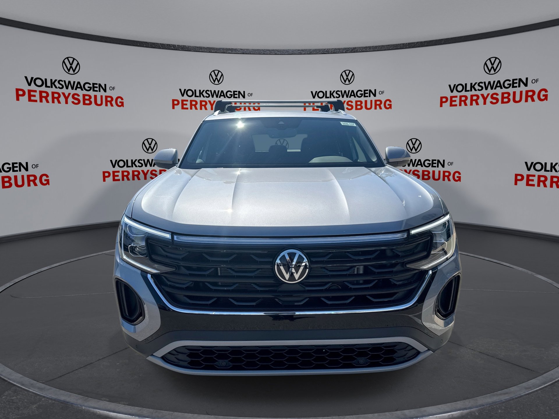 2026 Volkswagen Atlas Cross Sport SE Technology photo 3