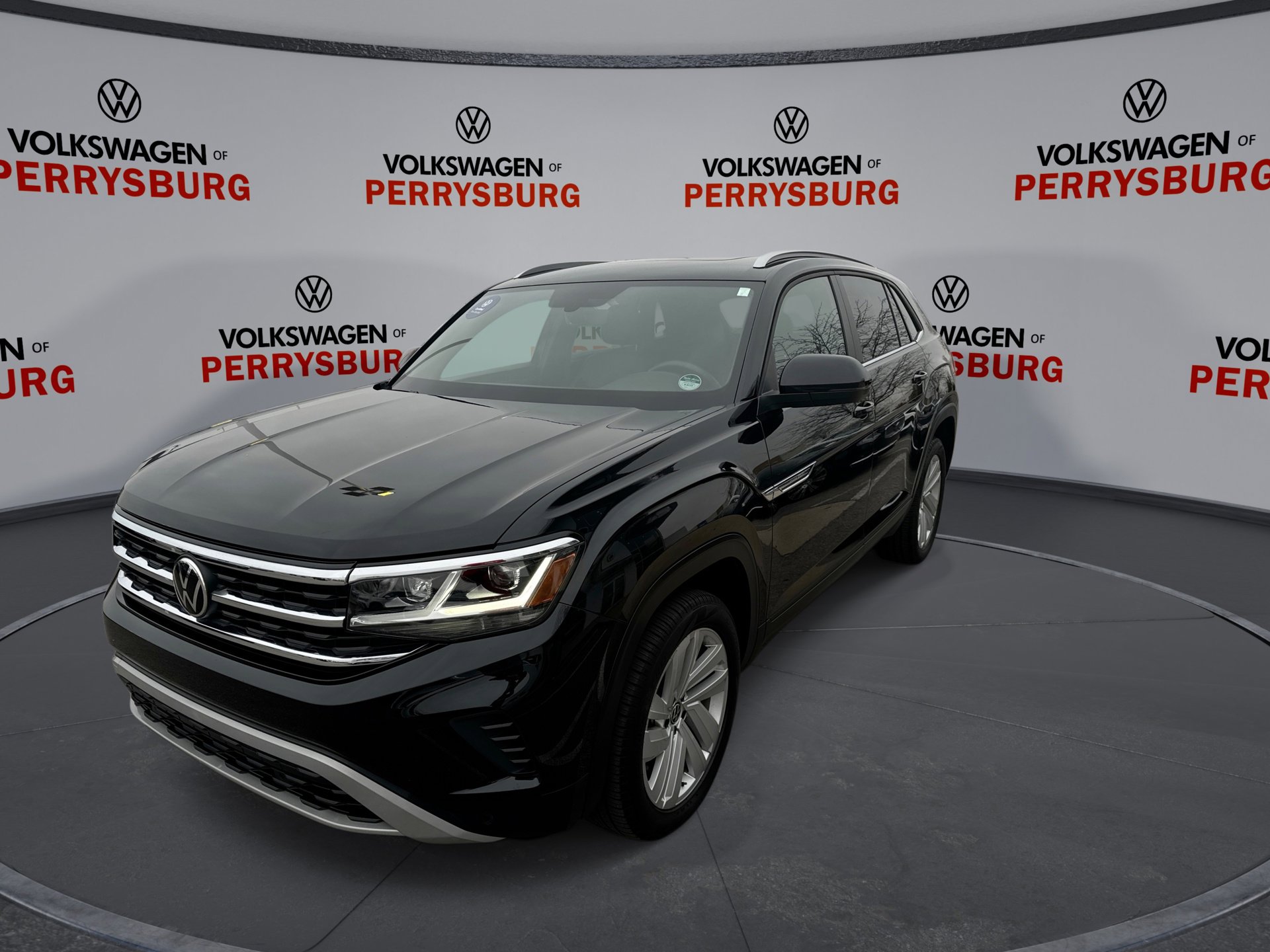 2022 Volkswagen Atlas Cross Sport V6 SE Technology photo 4