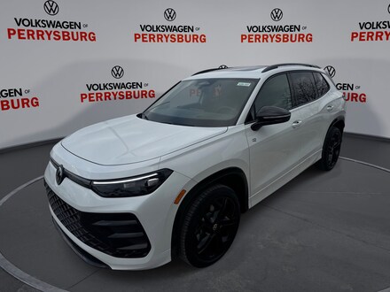 2026 Volkswagen Tiguan 2.0T SE R-Line Black SUV